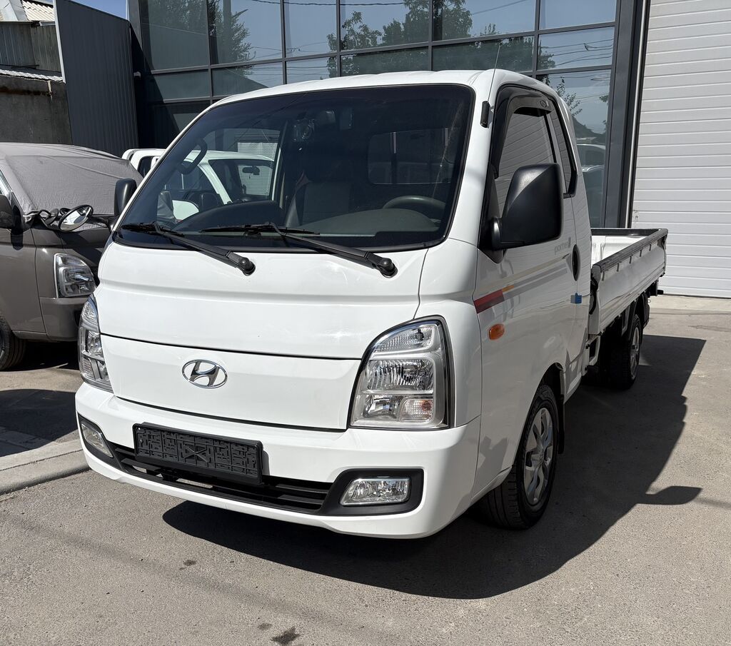 Hyundai Porter: 2019 г., 2.5 л, Типтроник, Дизель, Бус: фото 3