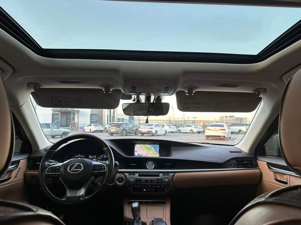 Lexus ES: 2017 г., 2.5 л, Автомат, Гибрид, Седан: фото 7