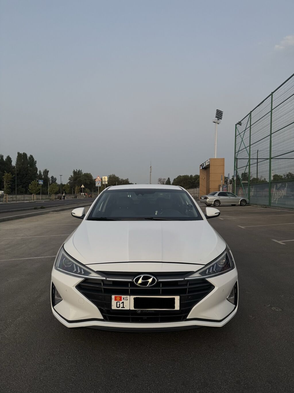 Hyundai Avante: 2019 г., 1.6 л, Автомат, Бензин, Седан: фото 3