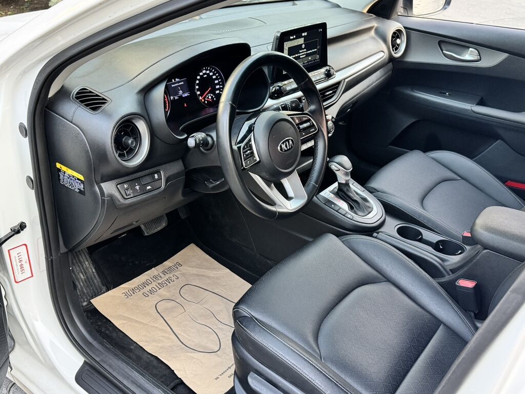 Kia Cerato: 2021 г., Автомат, Бензин, Седан: фото 5