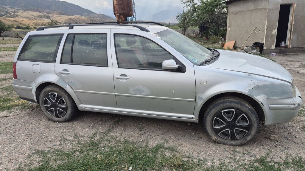 Volkswagen Golf Variant: 2004 г., 1.6 л, Автомат, Бензин, Универсал: фото 4