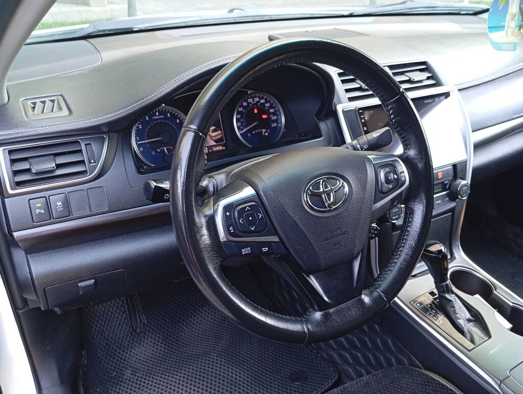 Toyota Camry: 2017 г., Автомат, Бензин, Седан: фото 4