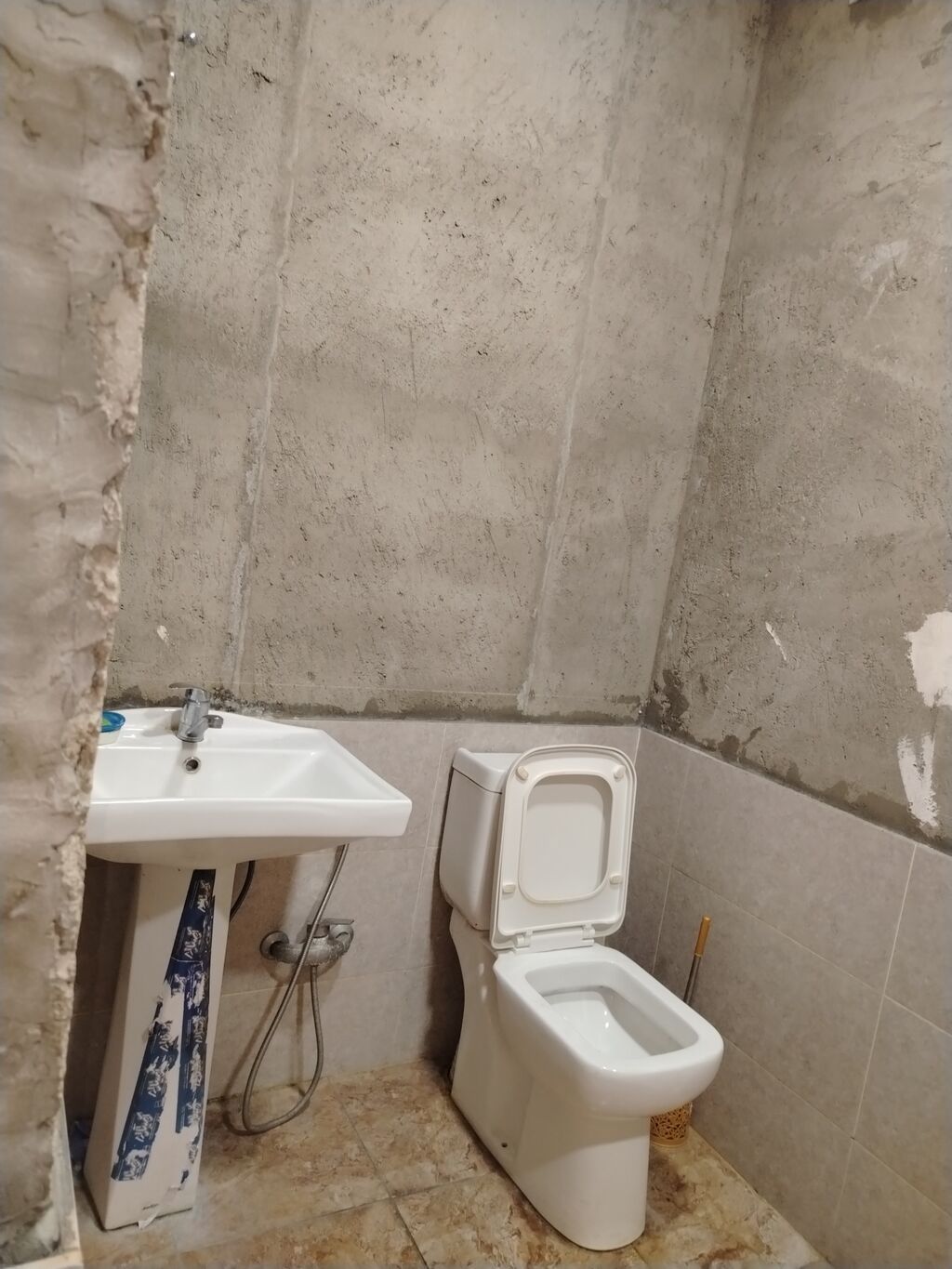 55 kv. m, 2 otaqlı, Kombi