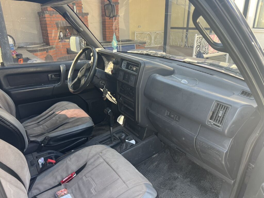 Isuzu Trooper: 1995 г., 3.1 л, Автомат, Дизель, Внедорожник: фото 5