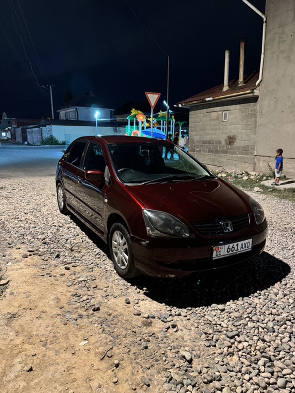 Honda Civic: 2005 г., 1.4 л, Автомат, Бензин, Седан: фото 2