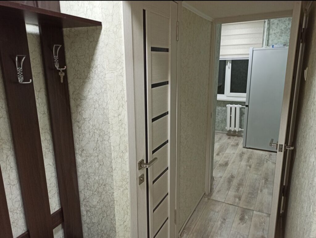 6 мкр . Сдается 2- х комнатная квартира 104 серия, цена 60000 и: фото 4