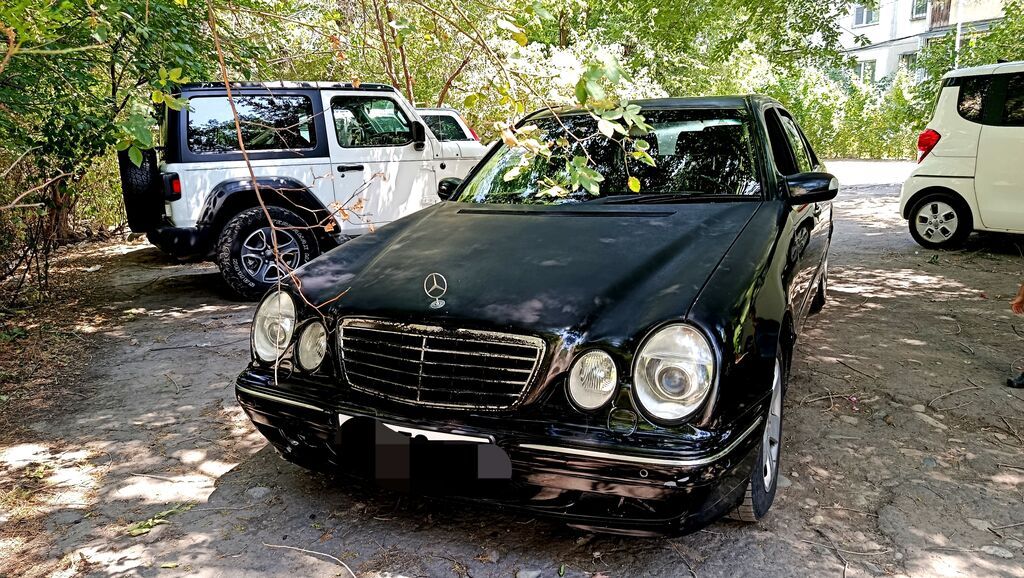 Mercedes-Benz E-Class: 2000 г., 3.2 л, Автомат, Дизель, Седан: фото 3