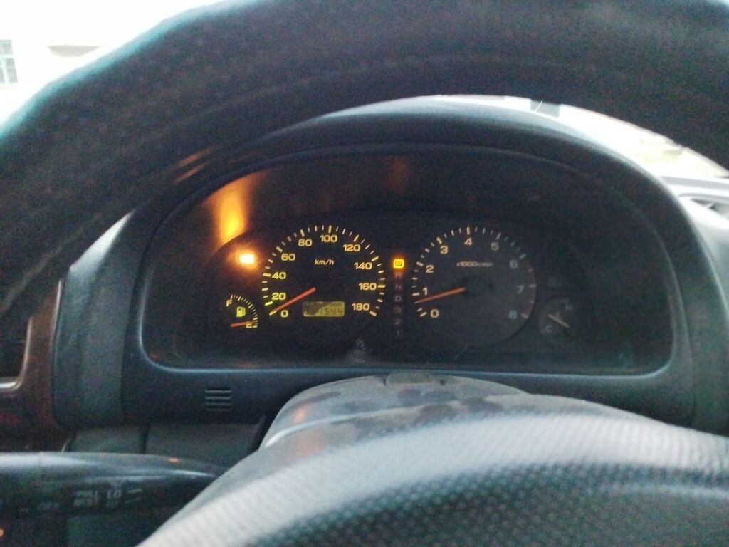 Subaru Forester: 1998 г., 2 л, Автомат, Бензин, Универсал: фото 3