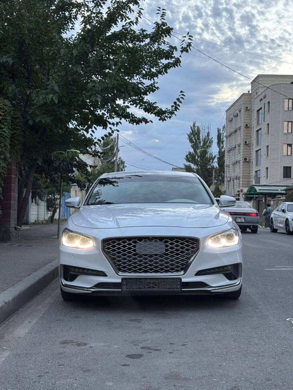 Hyundai Grandeur: 2018 г., 3 л, Автомат, Газ, Седан: фото 2