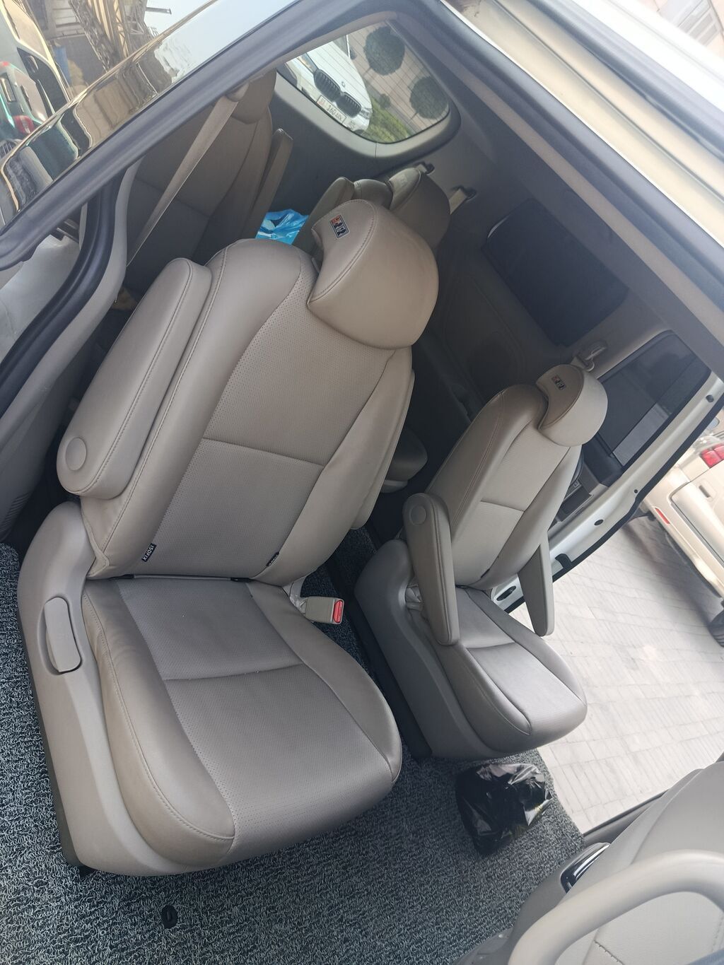 Kia Carnival: 2019 г., 2.2 л, Автомат, Дизель, Минивэн: фото 5