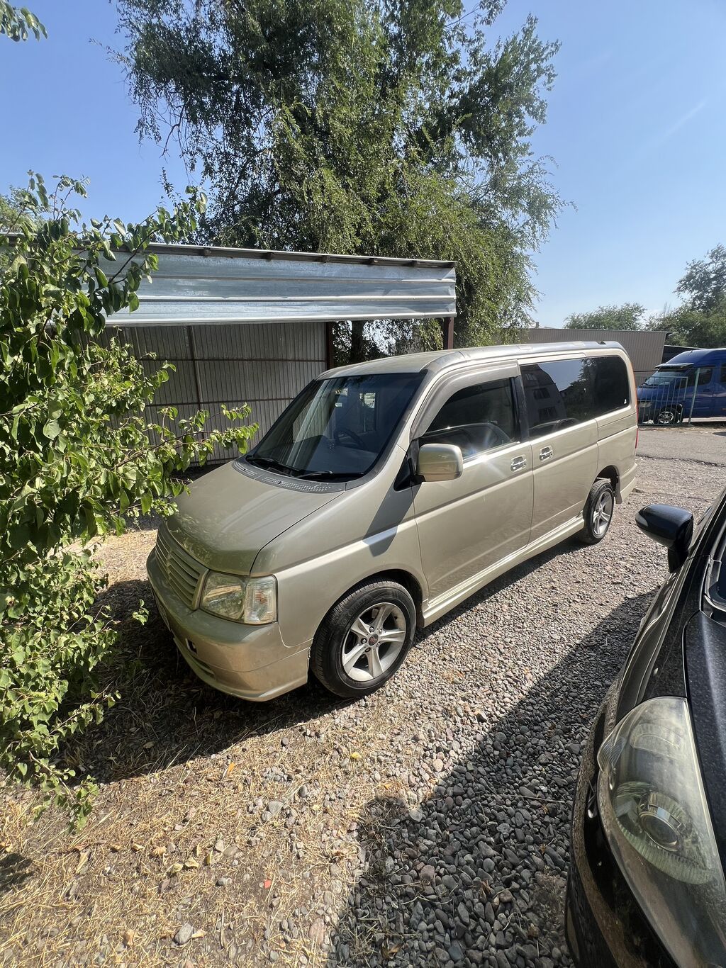 Honda Stepwgn: 2003 г., 2 л, Автомат, Бензин, Универсал: фото 2