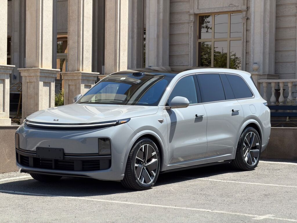 Lixiang L9: 2025 г., 1.5 л, Автомат, Гибрид, Кроссовер: фото 2