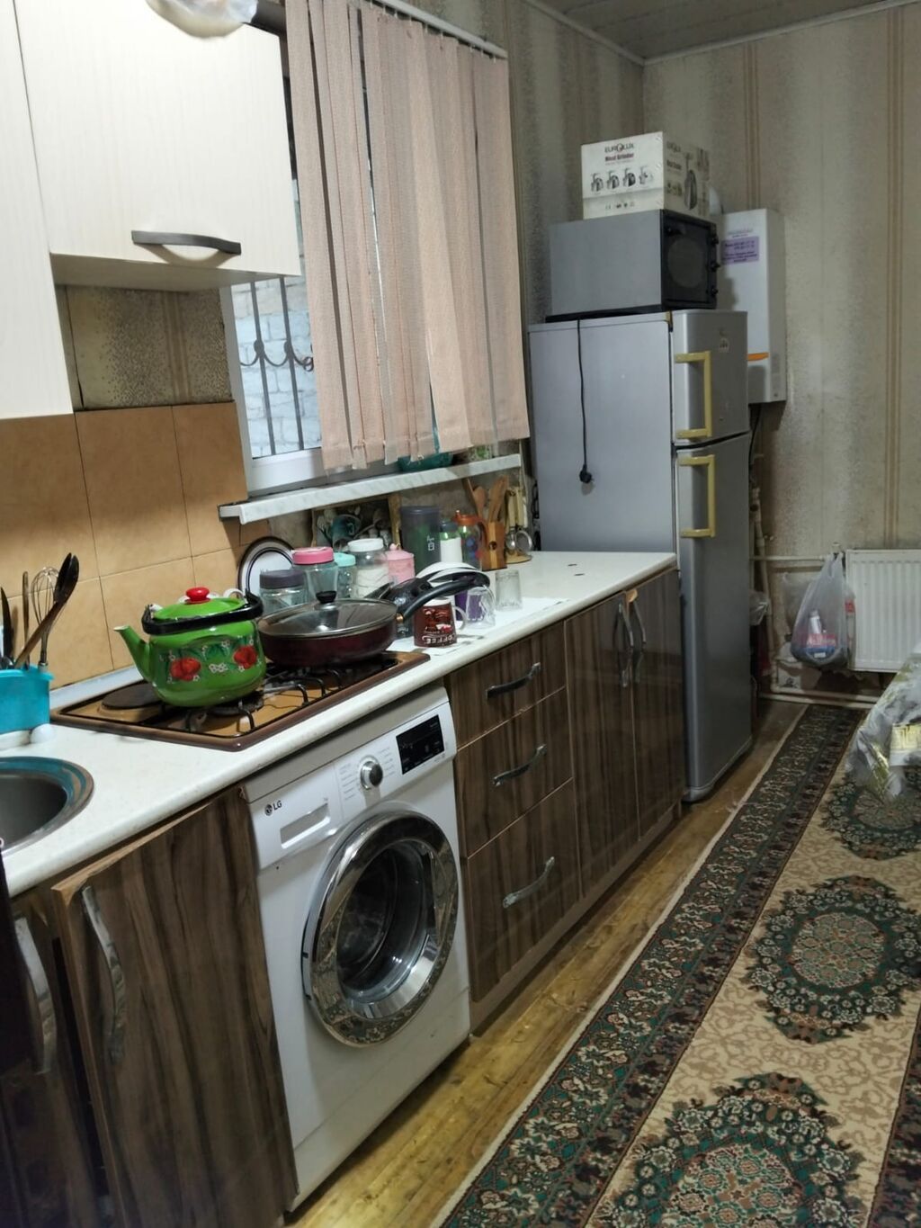 3 otaqlı, 100 kv. m, Kredit yoxdur, Orta təmir