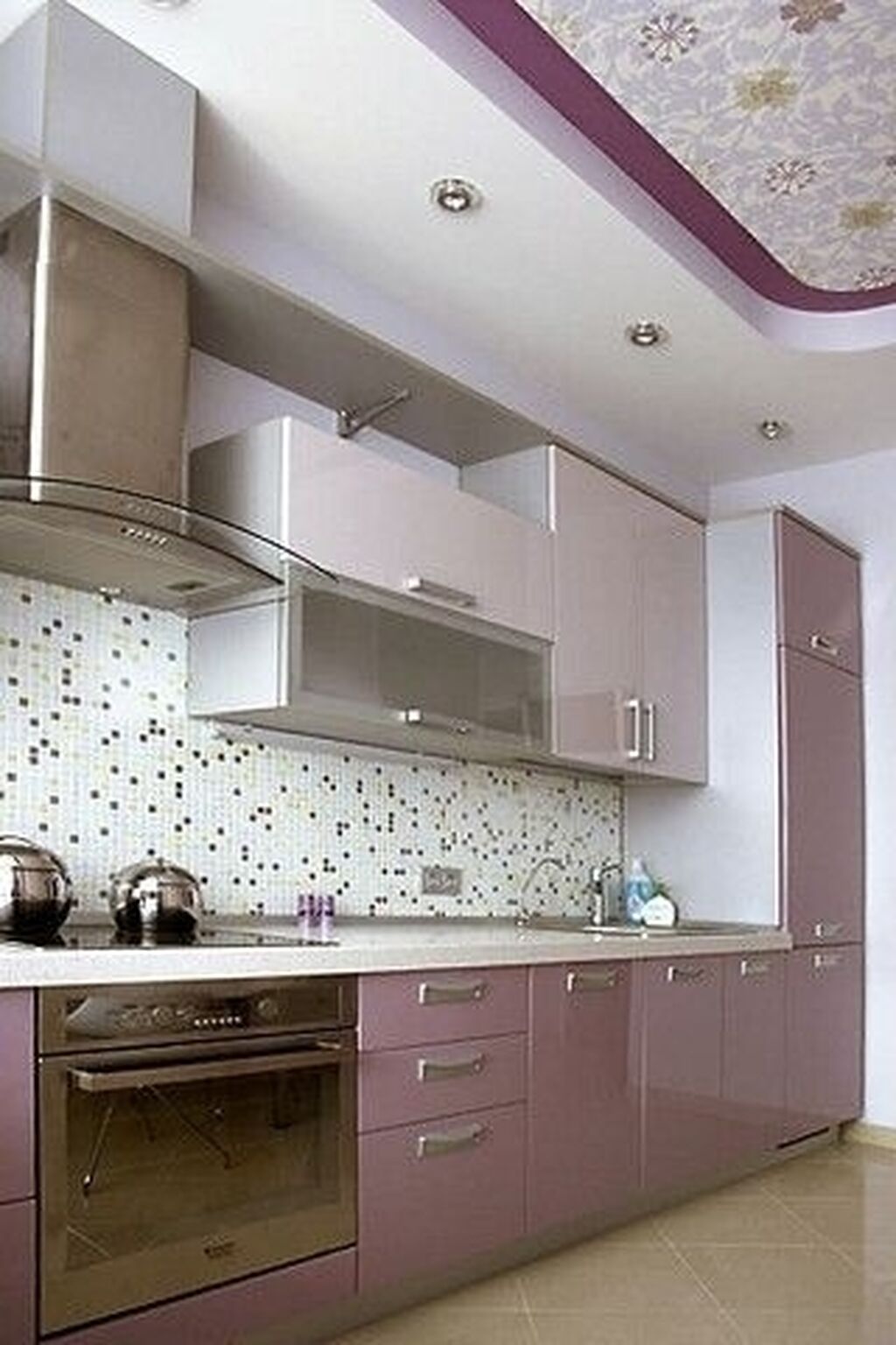 Пыльно розовый кухонный гарнитур