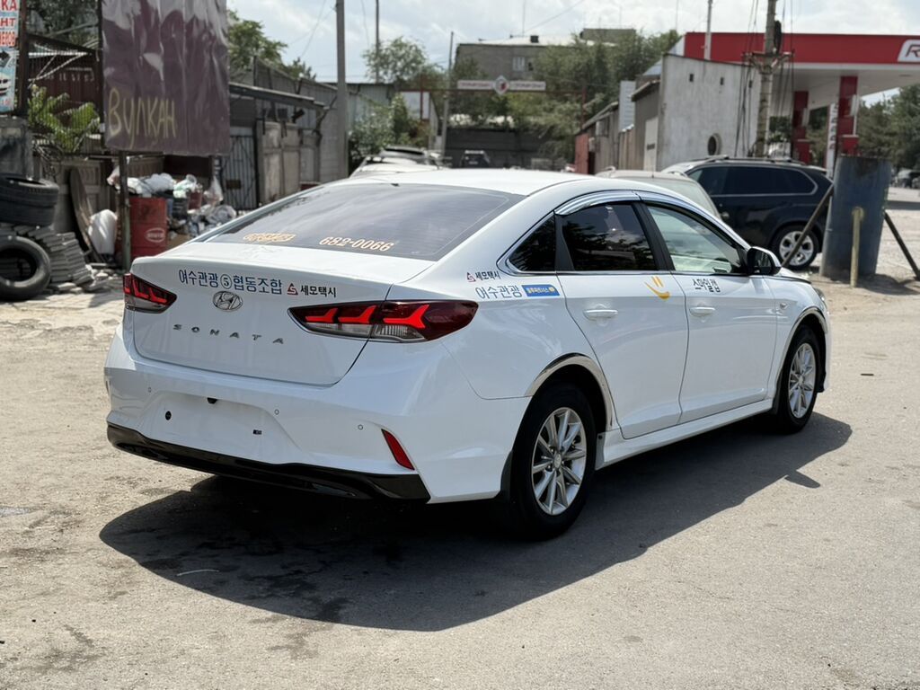 Hyundai Sonata: 2020 г., 2 л, Автомат, Газ, Седан: фото 8