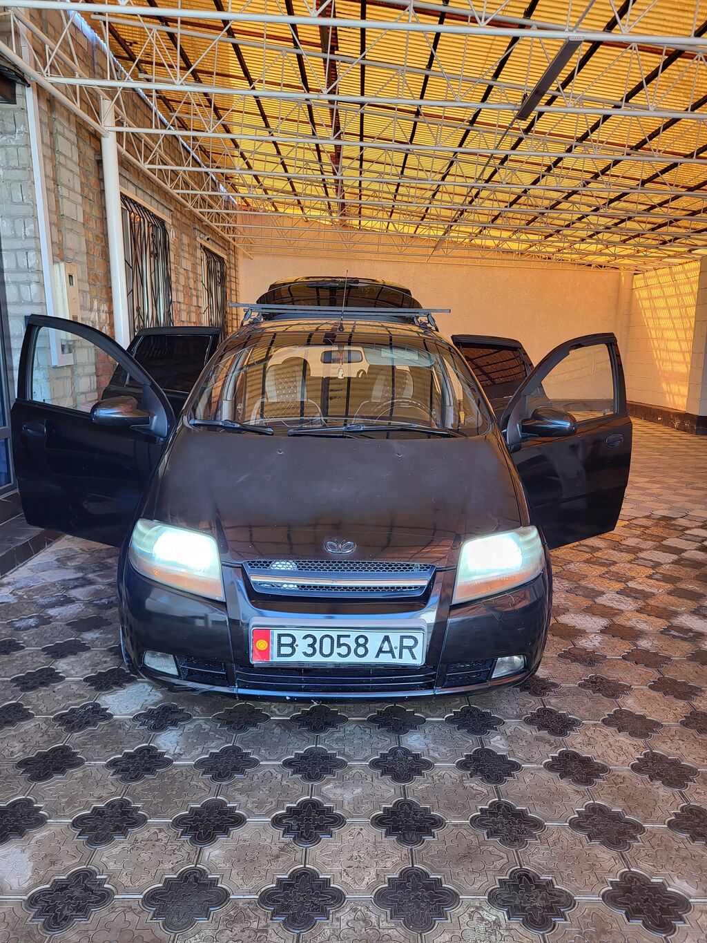 Daewoo Kalos: 2003 г., 1.5 л, Автомат, Бензин, Хэтчбэк: фото 3