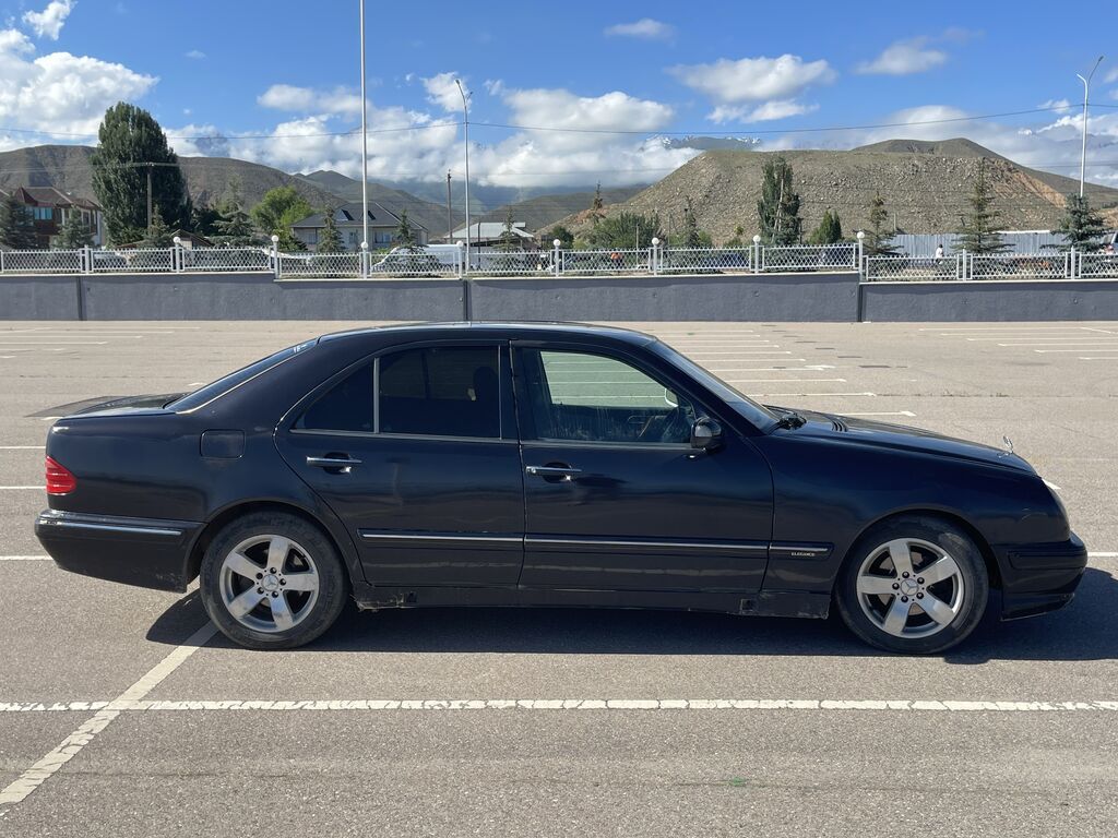 Mercedes-Benz E-Class: 2002 г., Автомат, Бензин, Седан: фото 7