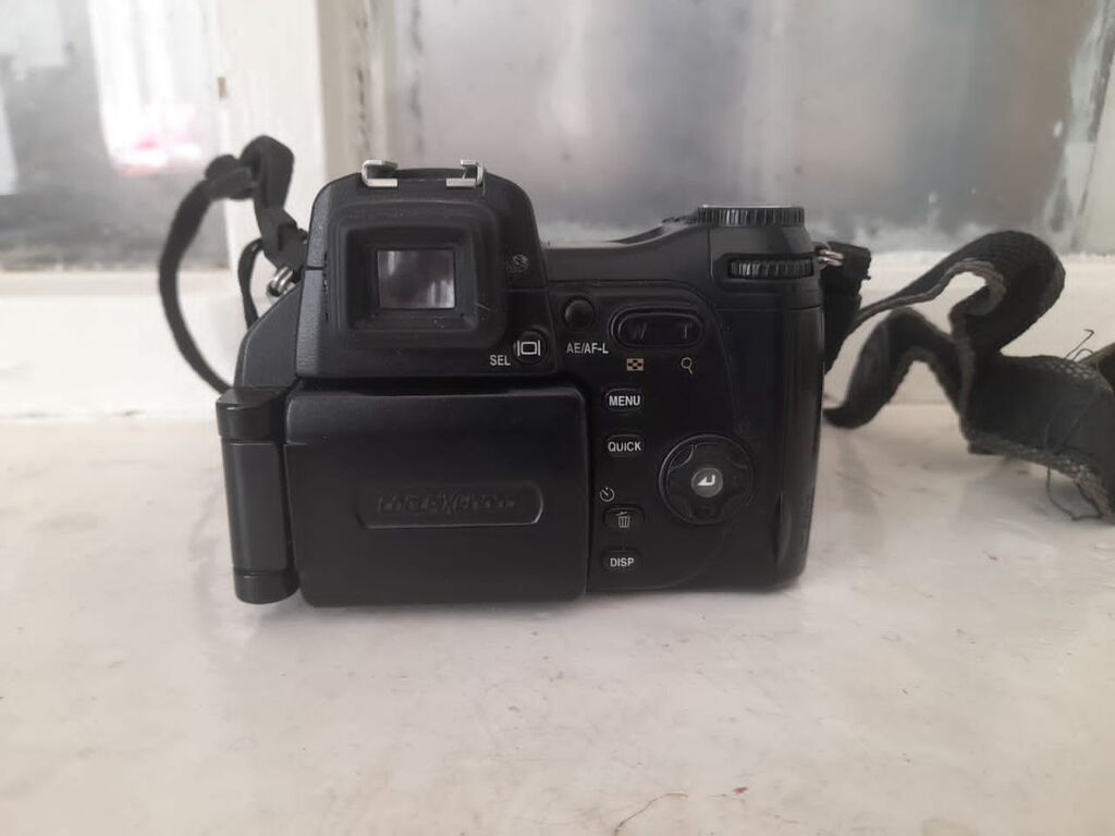 Продаю фото апарат Nikon-E-8800.свё работает.одом за 15тс.окончателно: фото 4