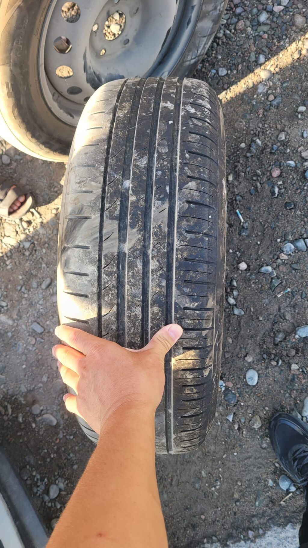 Комплект автомобильных шин Bridgestone Turanza T005 размером 215/65: фото 5