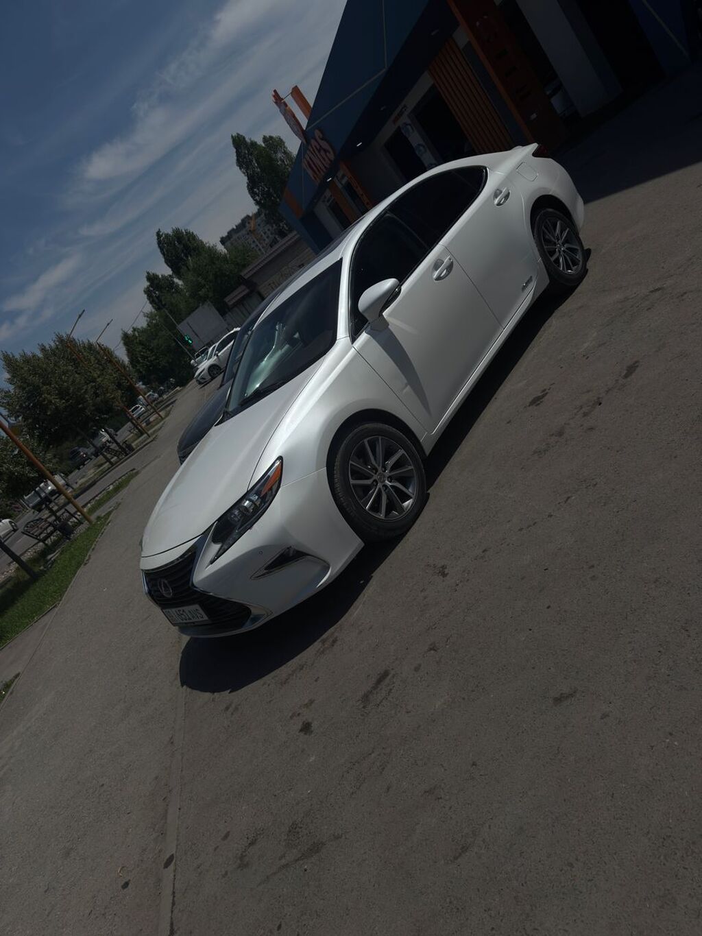 Lexus ES: 2016 г., 2.5 л, Автомат, Гибрид, Седан: фото 4