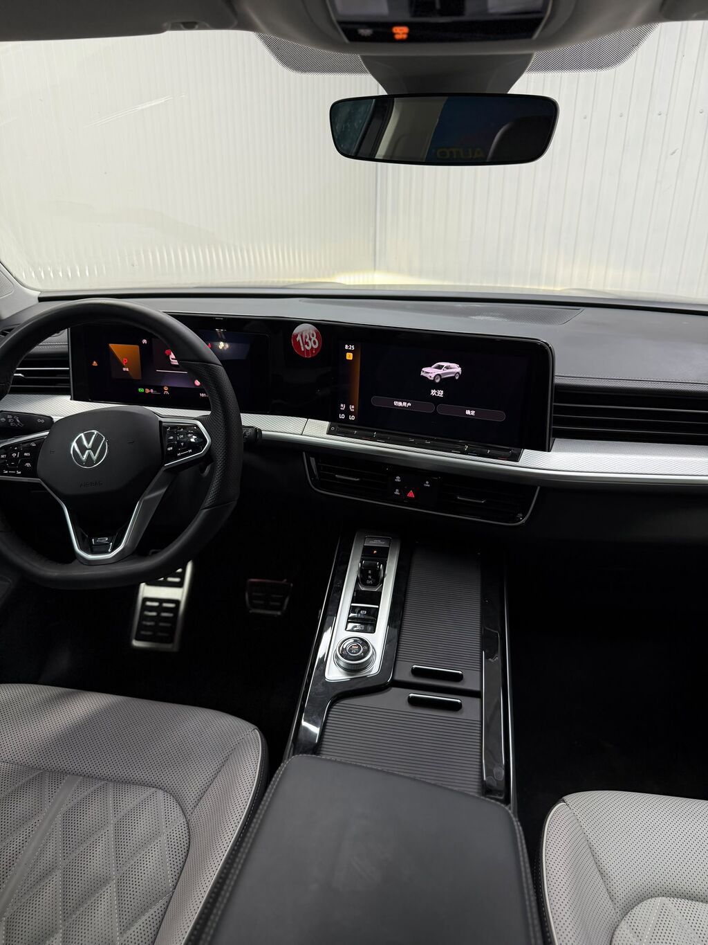 Volkswagen Tavendor: 2022 г., 2 л, Автомат, Бензин, Внедорожник: фото 5