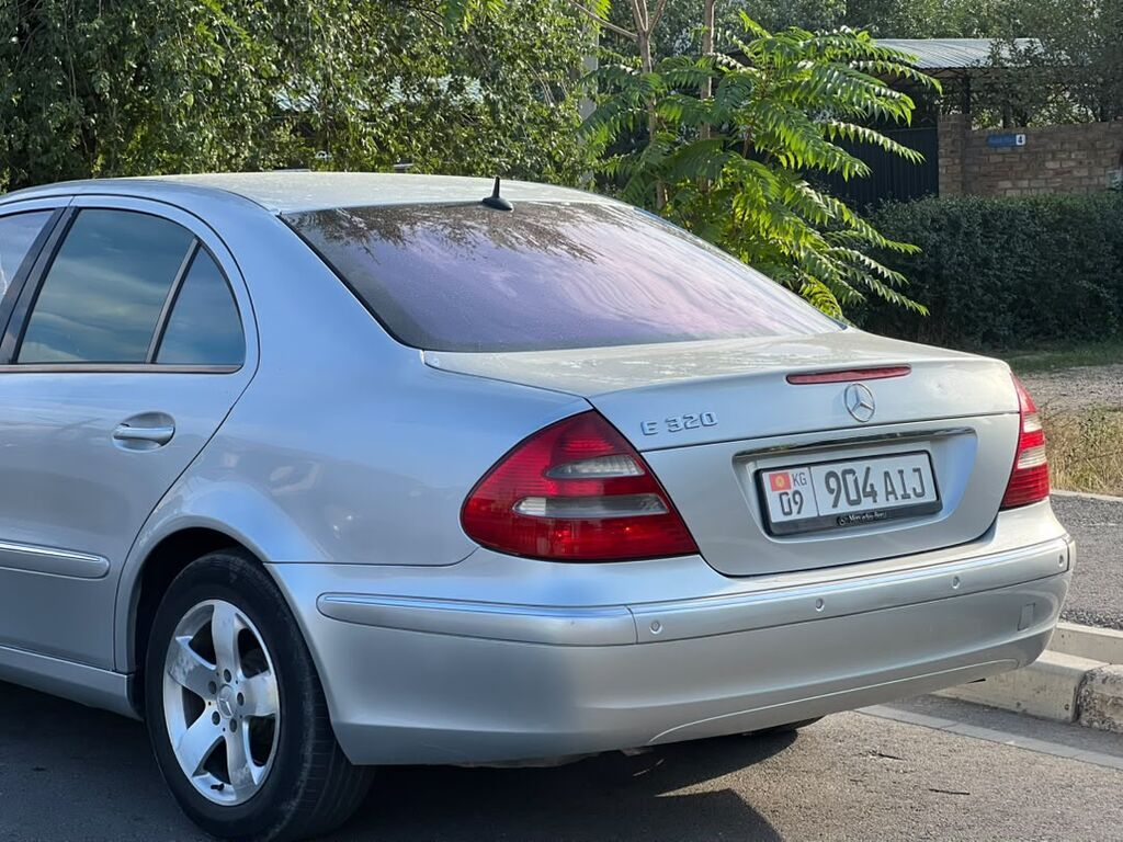 Mercedes-Benz E-Class: 2004 г., 3.2 л, Бензин, Седан: фото 5