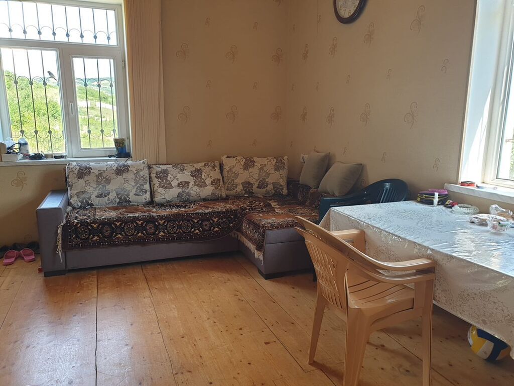 Əşyalı!!! Satılır 6 otaqlı həyət evi/bağ evi 113 m² Tecili!!!Qubanin