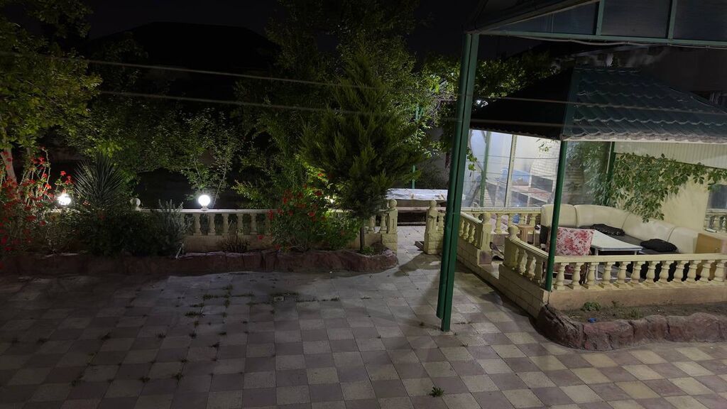 Ramana qəs. 5 otaqlı, 200 kv. m, Orta təmir