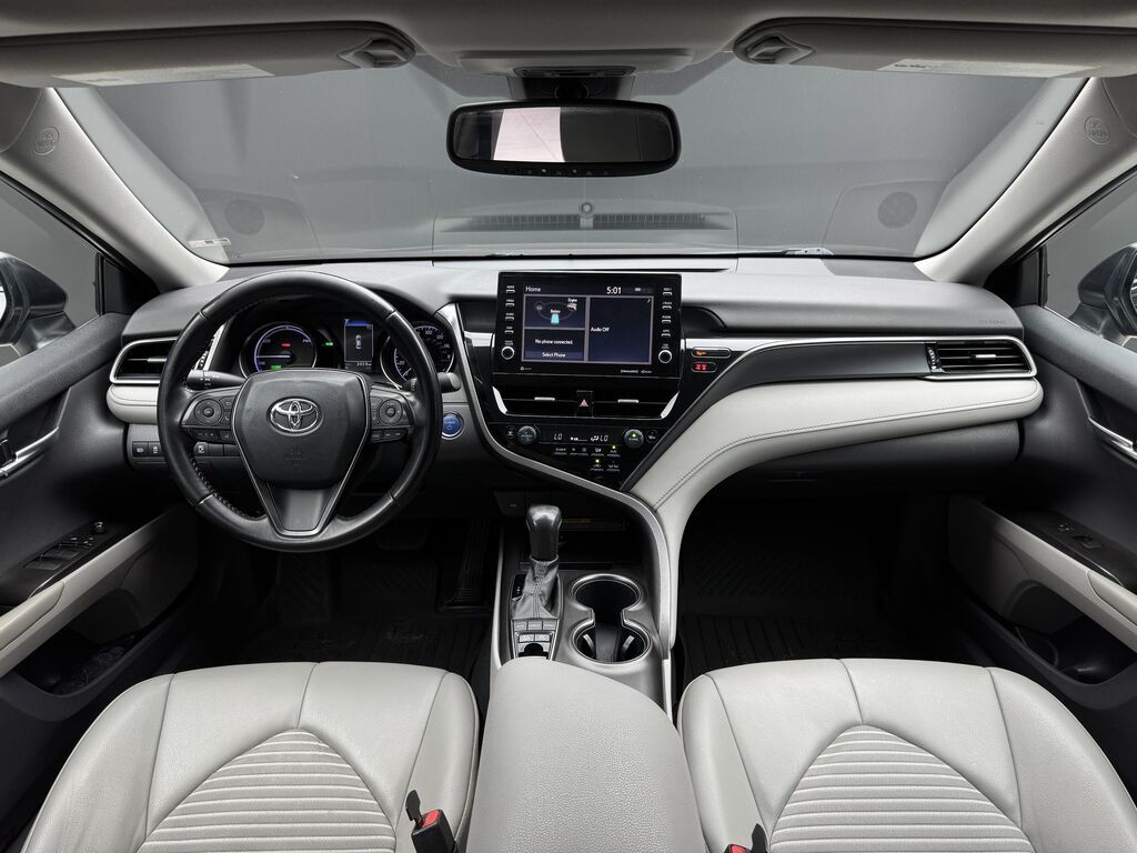 Toyota Camry: 2021 г., 2.5 л, Вариатор, Гибрид, Седан: фото 7