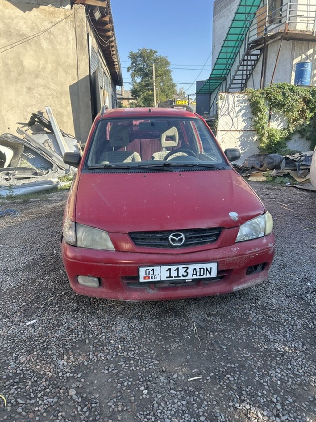 Mazda Demio: 2001 г., 1.5 л, Хэтчбэк: фото 2