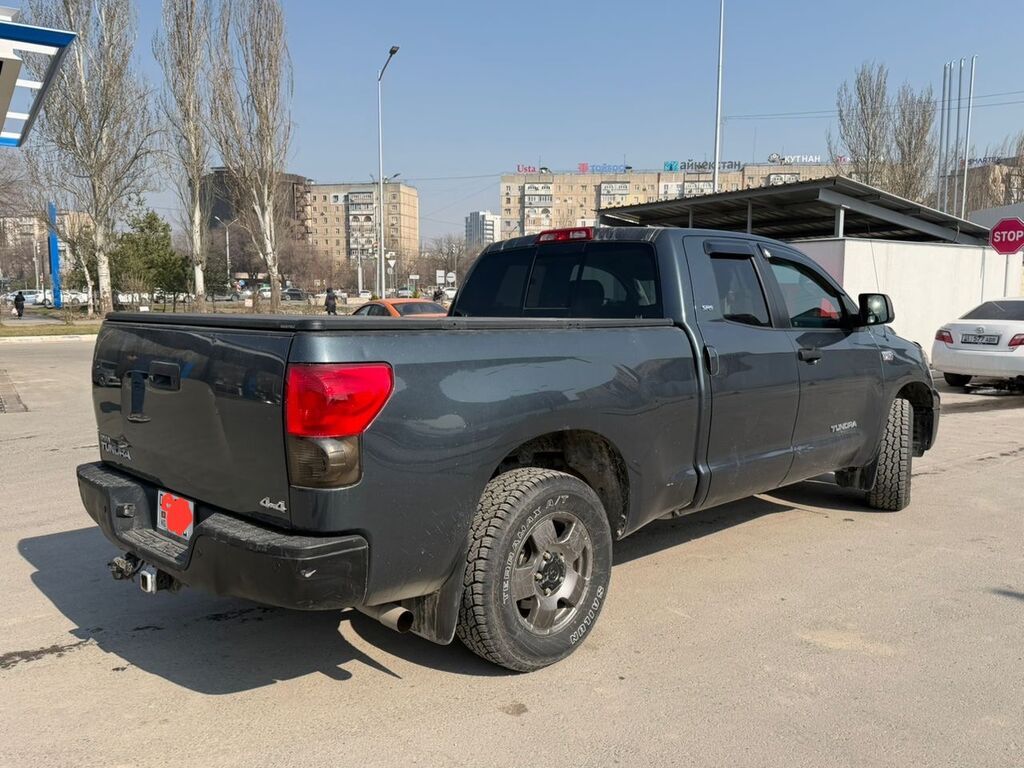 Toyota Sequoia: 2008 г., 5.7 л, Автомат, Газ, Пикап: фото 3