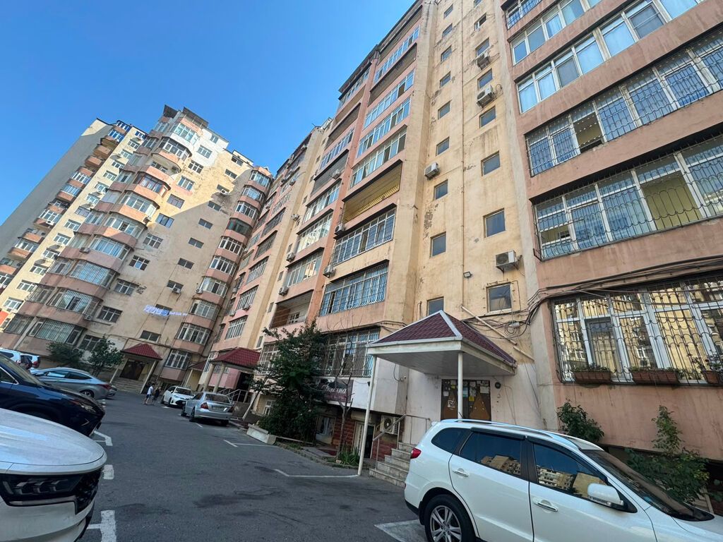 4 otaqlı, Yeni tikili, 224 kv. m