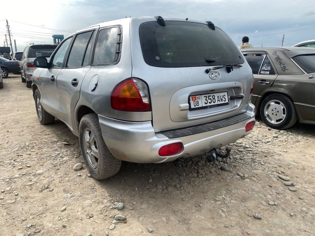 Hyundai Santa Fe: 2001 г., 2.4 л, Механика, Бензин, Кроссовер: фото 2
