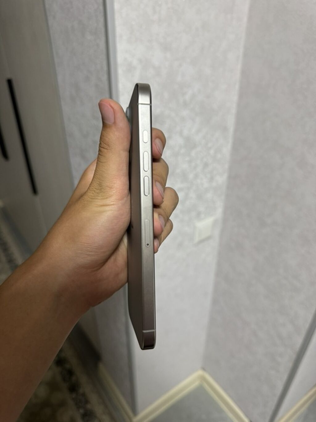 IPhone 16 Pro Max, Б/у, 256 ГБ, Natural Titanium, Защитное стекло, 97 %: фото 5