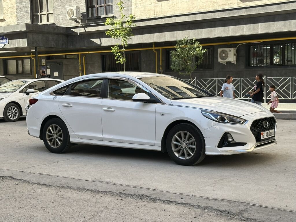 Hyundai Sonata: 2020 г., Автомат, Бензин, Седан: фото 2
