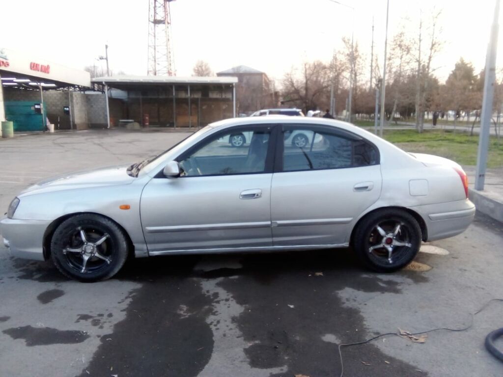Hyundai Elantra: 2002 г., 1.6 л, Механика, Бензин, Хэтчбэк: фото 6