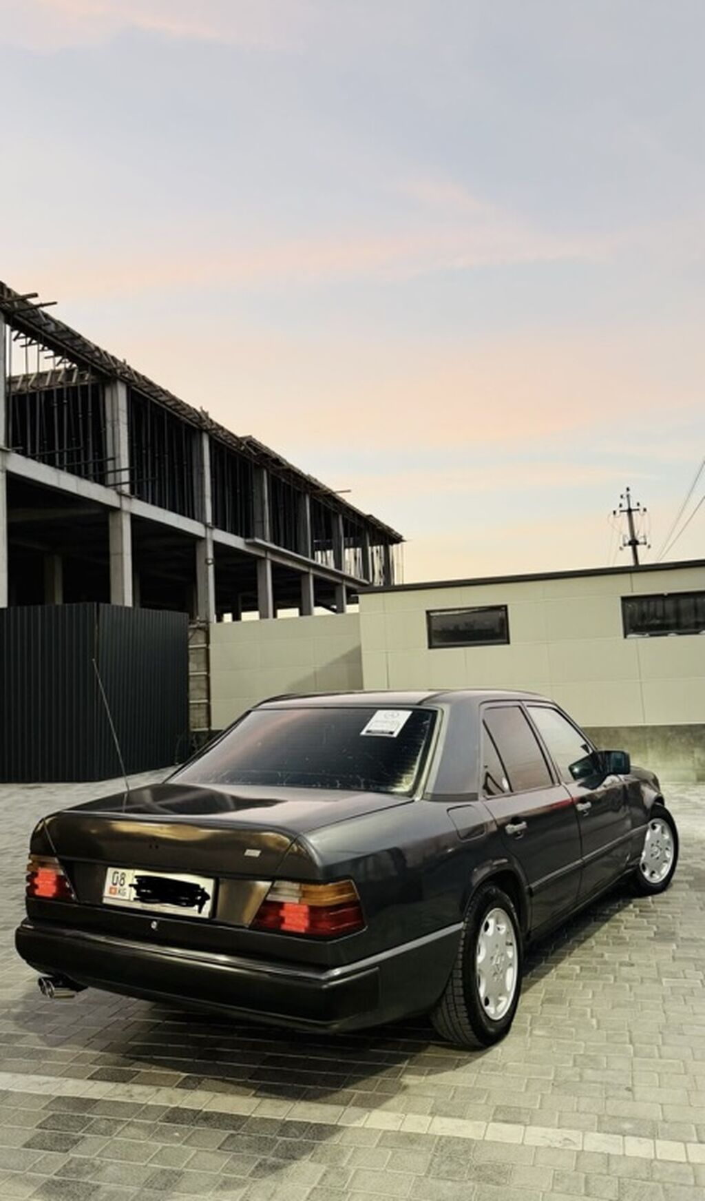Mercedes-Benz W124: 1988 г., 2.6 л, Автомат, Бензин, Седан: фото 2