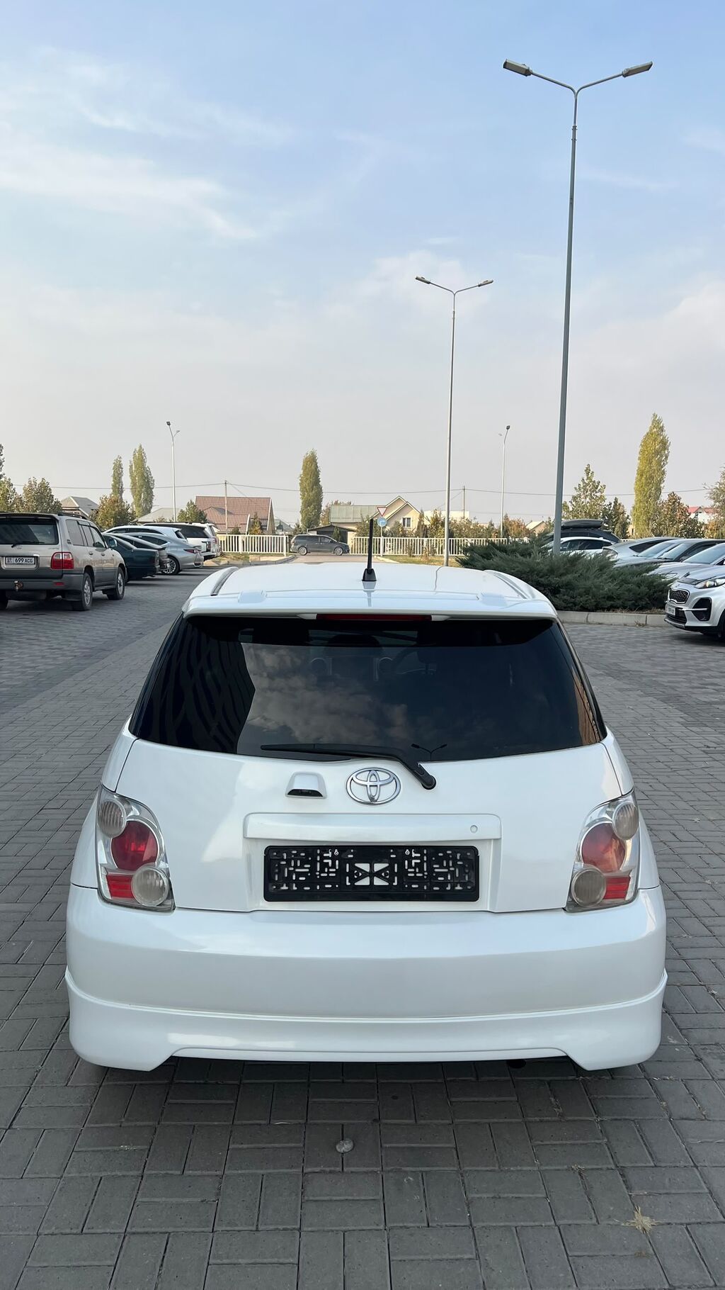 Toyota Ist: 2003 г., 1.5 л, Автомат, Бензин, Хэтчбэк: фото 2