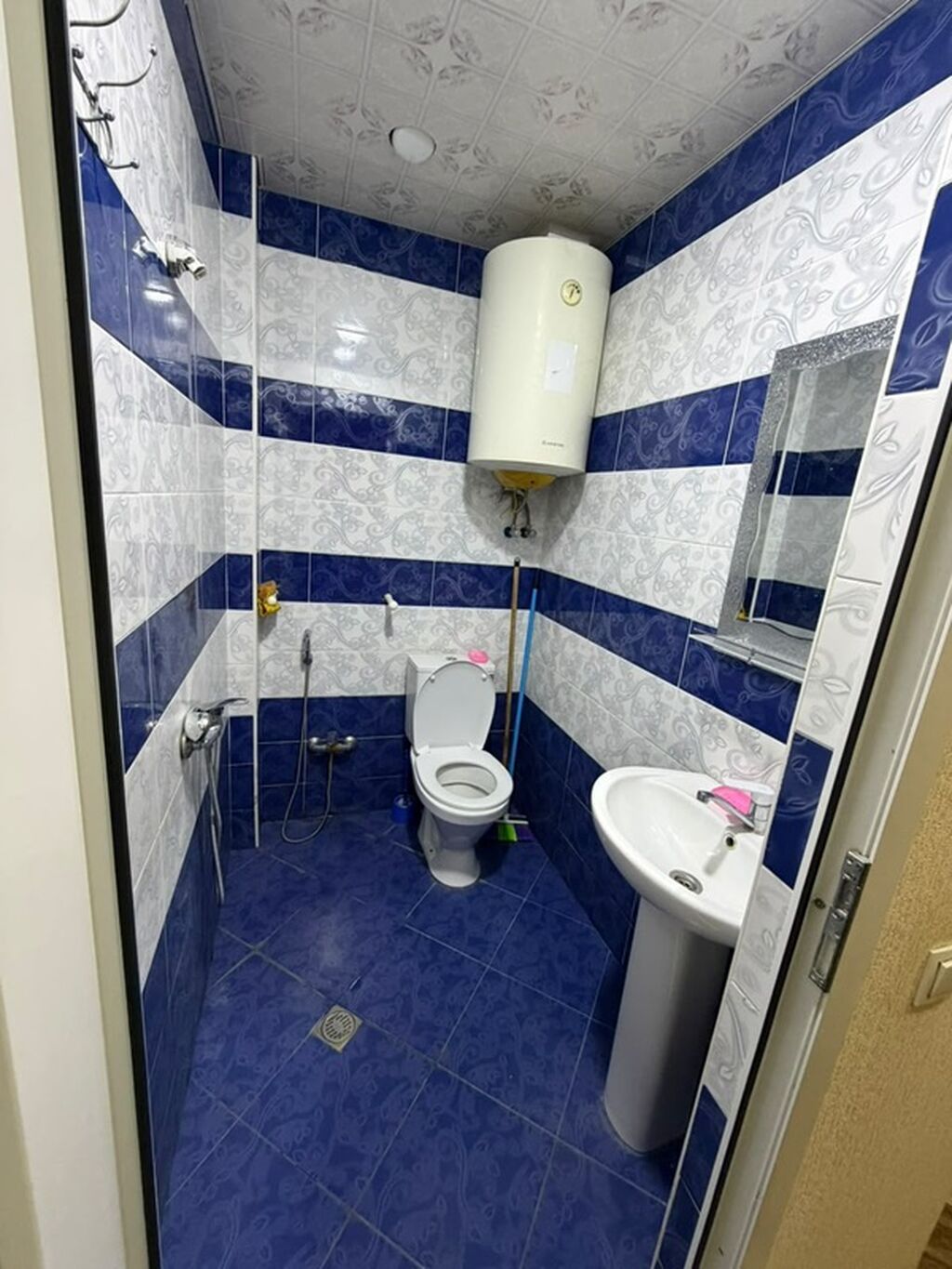 2 otaqlı mənzil – tam mebellı və texnikalı Plan və məkan: - Geniş