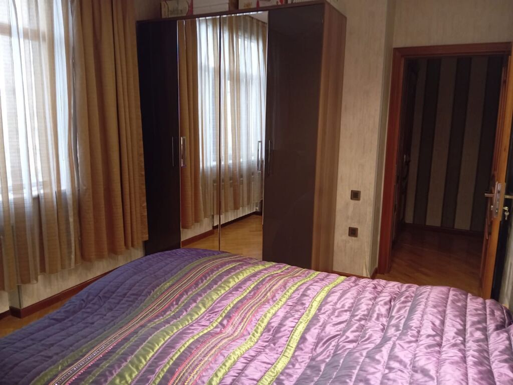 3 otaqlı, Yeni tikili, 110 kv. m