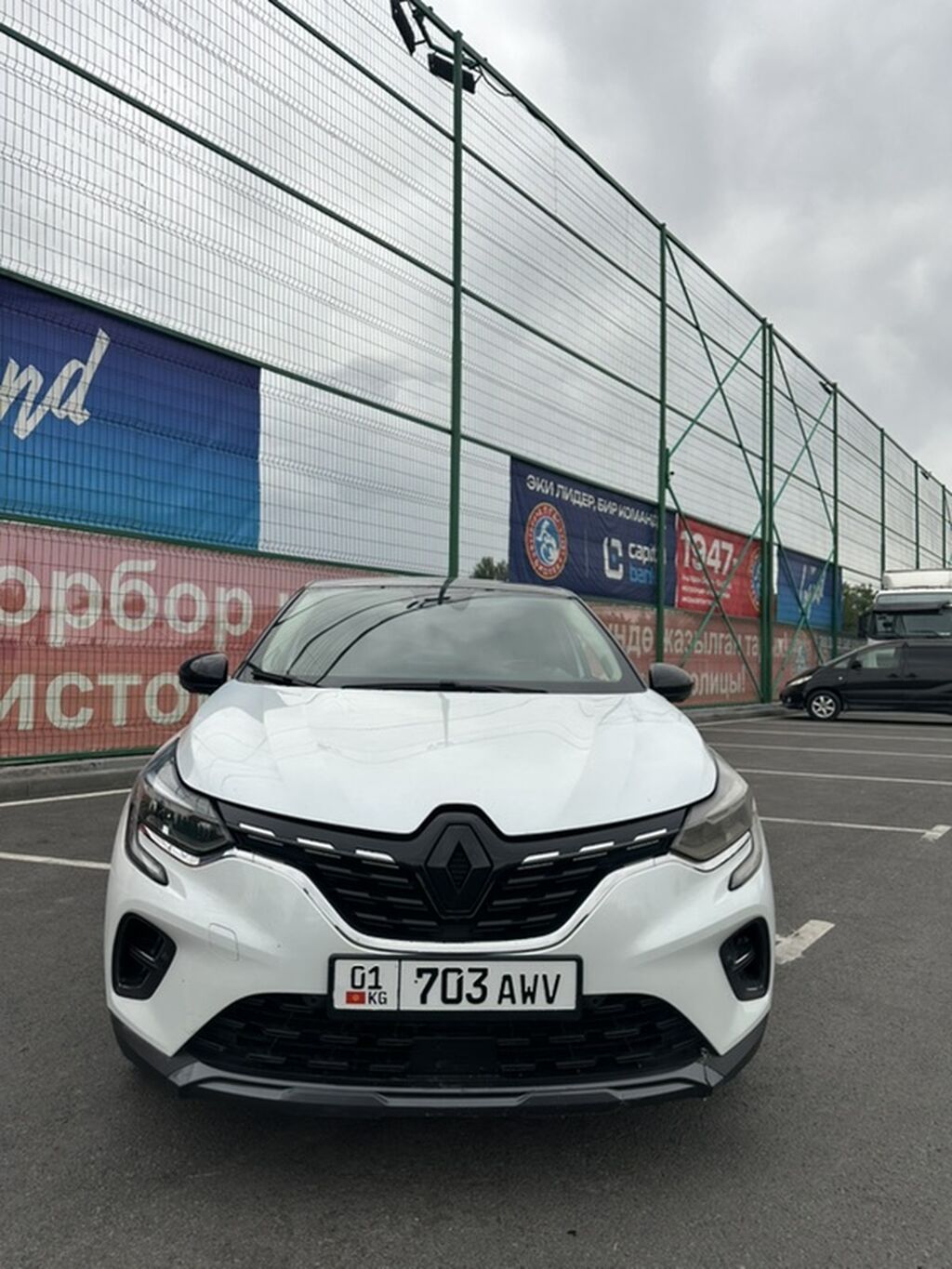 Renault Captur: 2020 г., 1.3 л, Робот, Бензин, Кроссовер: фото 3