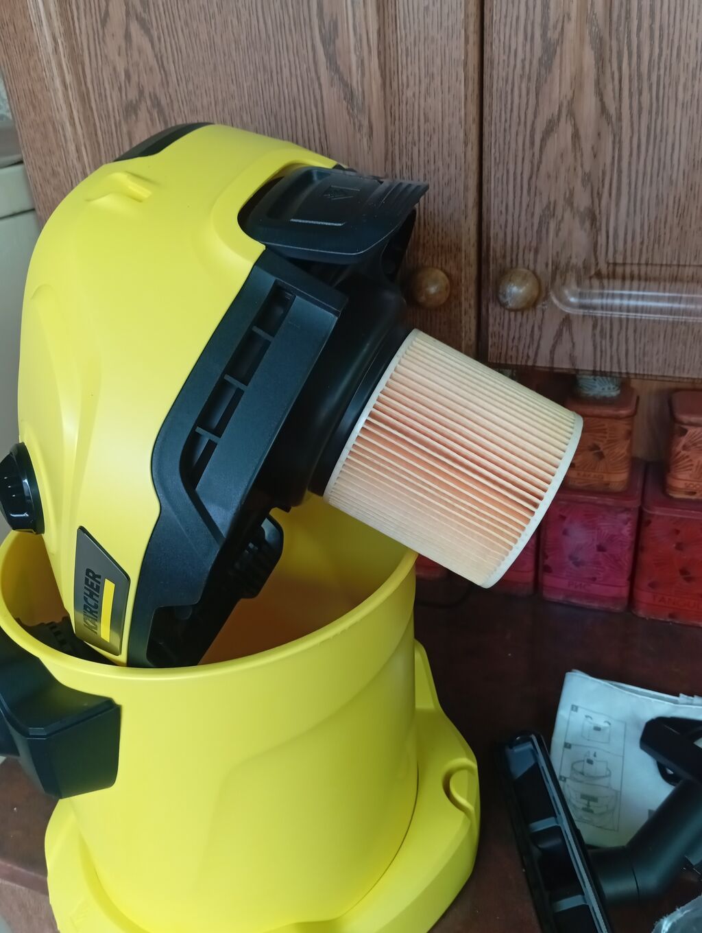 Пылесос Karcher Wd 3 с розеткой 17литров строительный также же можно: фото 3