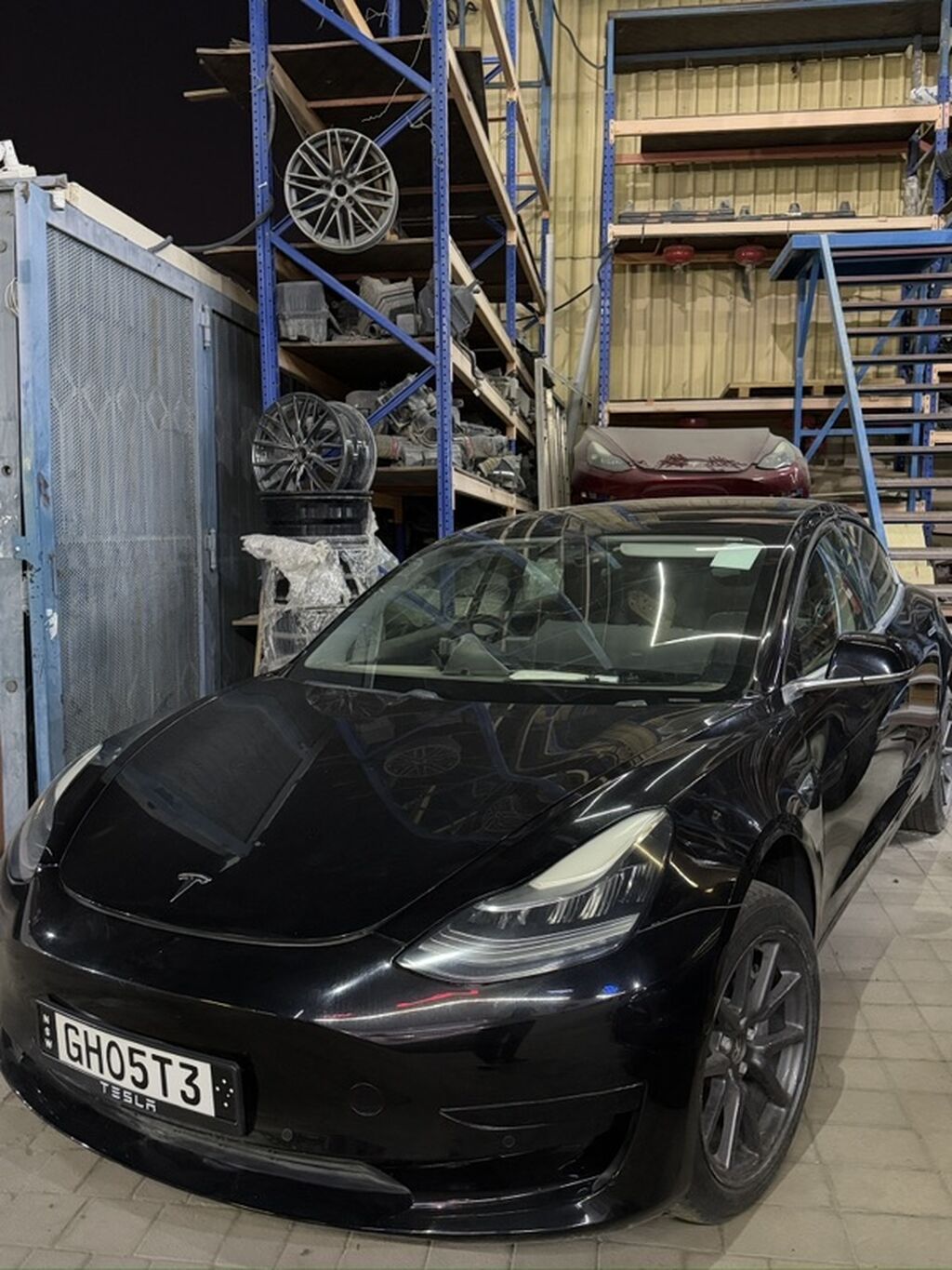 Разбор Tesla Model 3/Model Y — оригинальные б/у запчасти на заказ из: фото 4