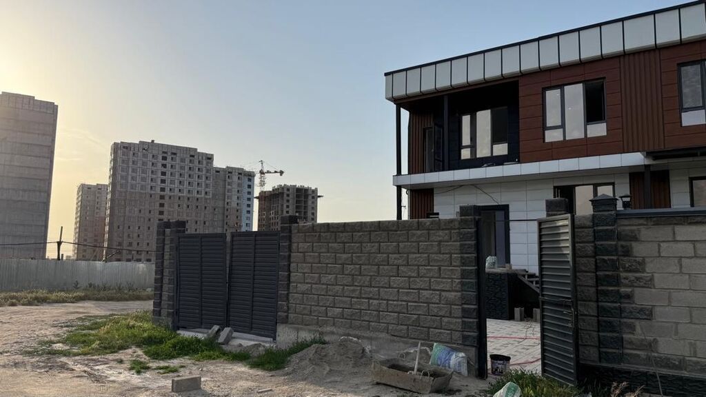 Продается таунхаус 220 м² на Южной Магистрали в Бишкеке: фото 4