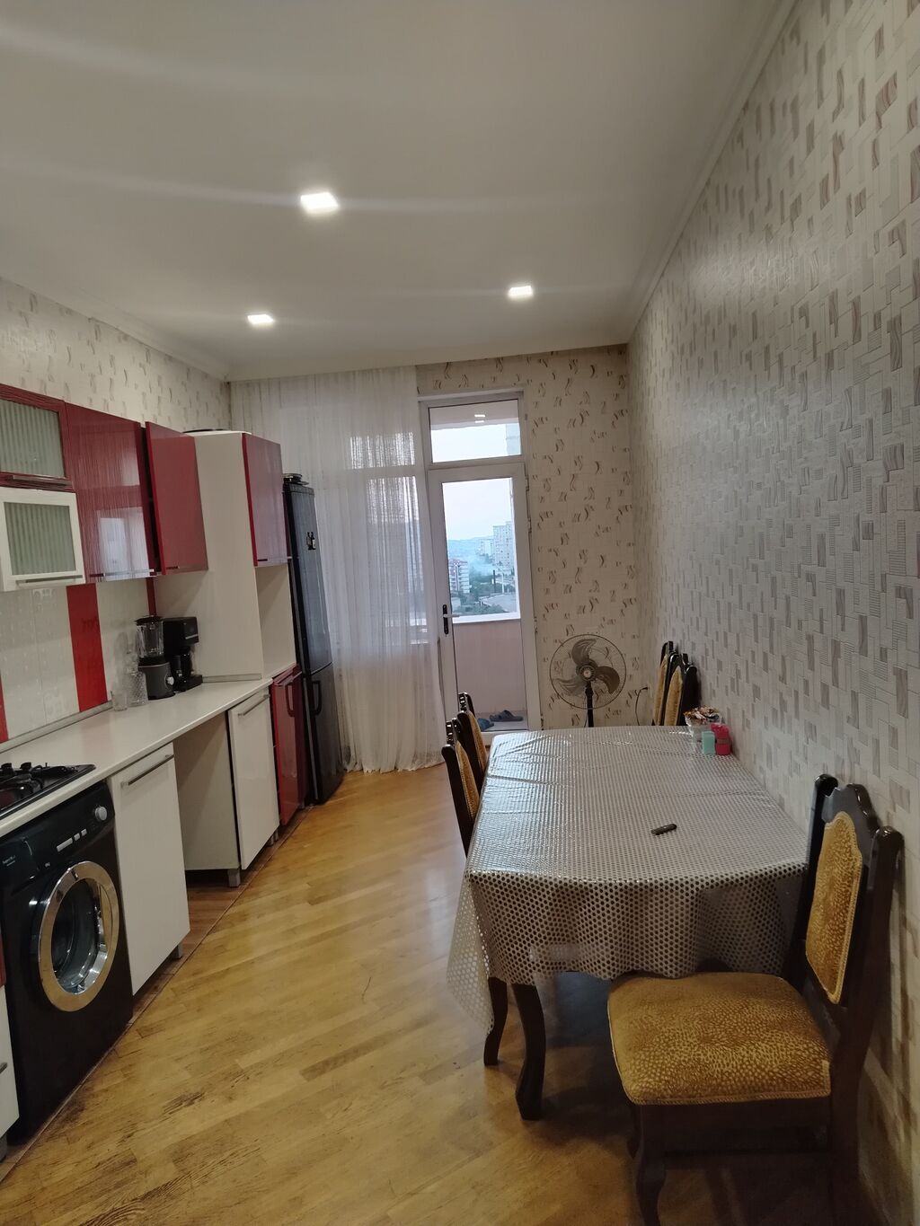 3 otaqlı, 110 kv. m