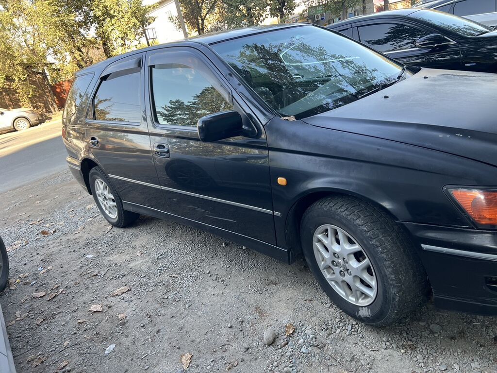 Toyota Vista: 1999 г., 2 л, Автомат, Бензин, Универсал: фото 5