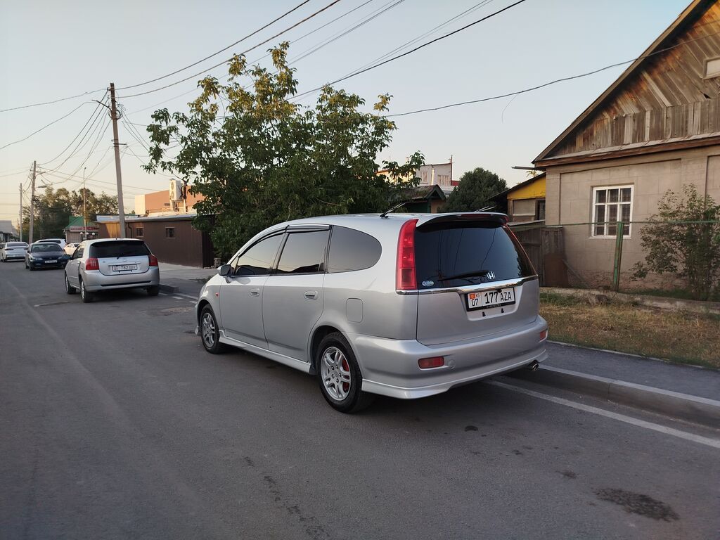 Honda Stream: 2002 г., 1.7 л, Автомат, Бензин, Минивэн: фото 3