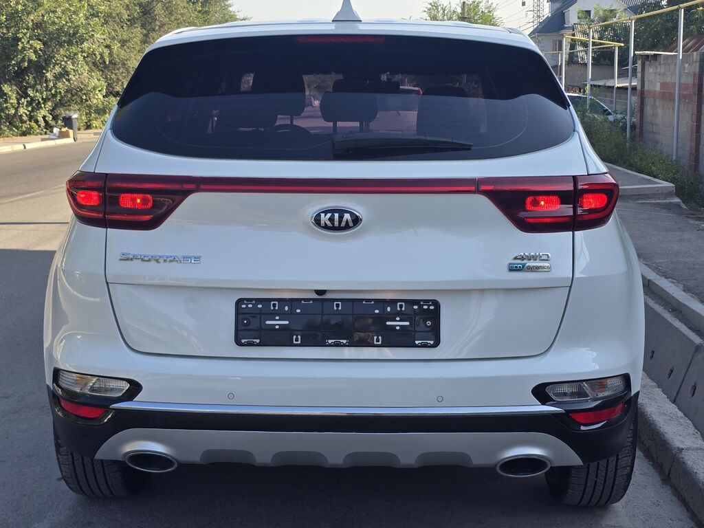 Продам Kia Sportage 2020, 2.0 дизель, автомат: фото 4