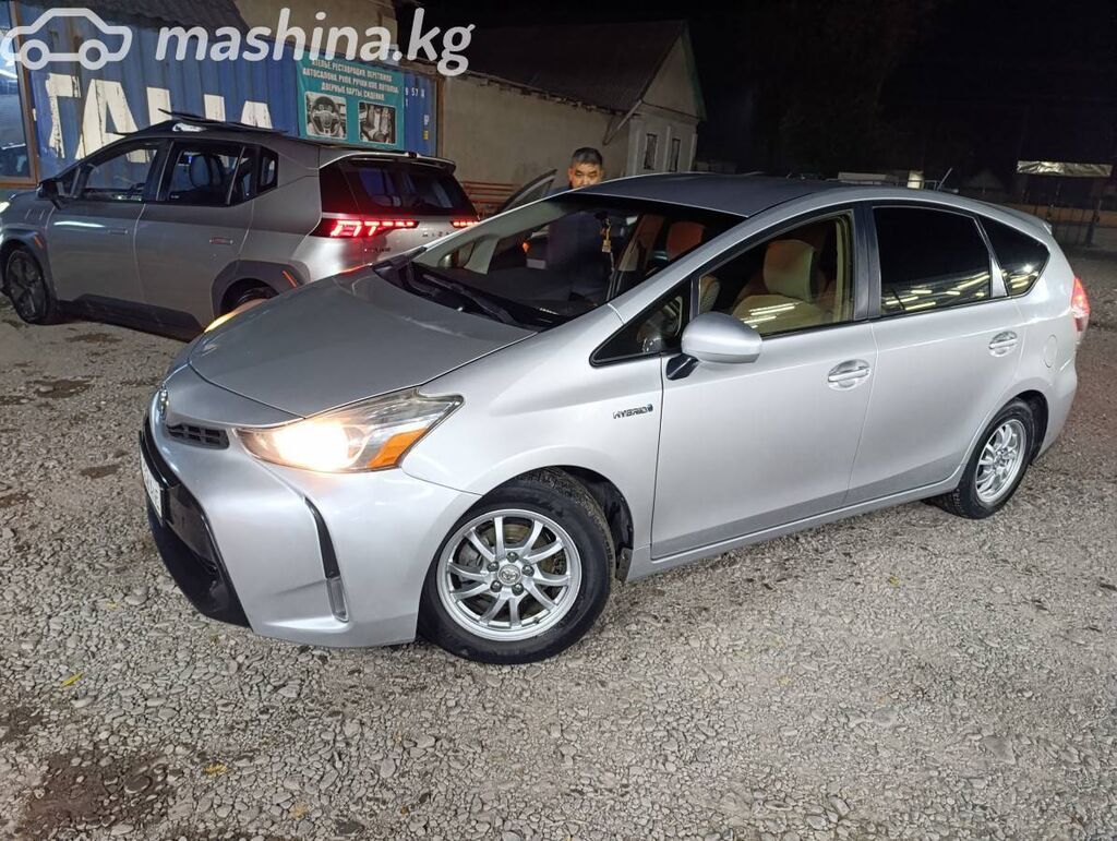 Toyota Prius: 2016 г., 1.8 л, Автомат, Гибрид, Универсал: фото 7