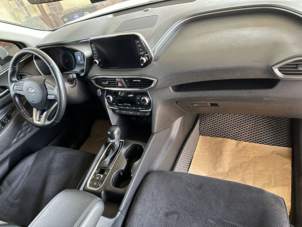 Hyundai Santa Fe: 2020 г., 2.2 л, Автомат, Дизель, Кроссовер: фото 8